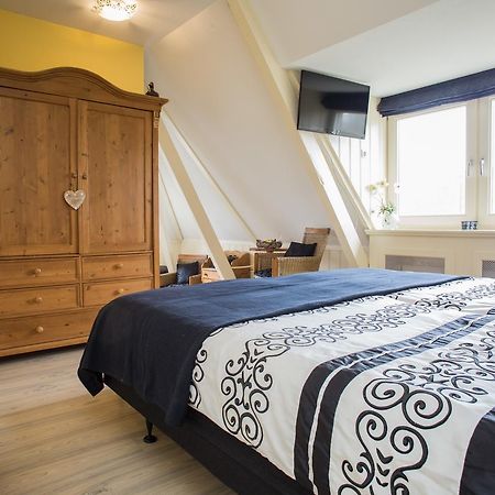 Het Schoolhuis Bed & Breakfast Ferwerd Bagian luar foto