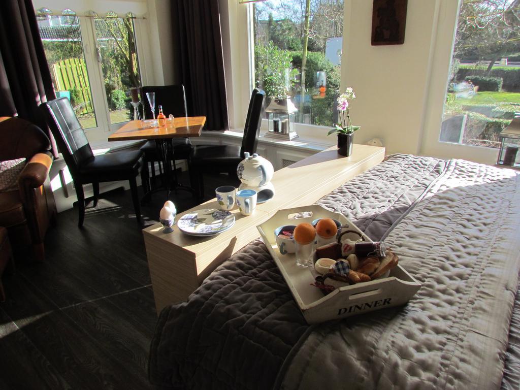 Het Schoolhuis Bed & Breakfast Ferwerd Ruang foto